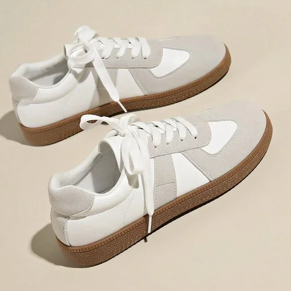 Women's Washable Round Toe Low Top Casual Sneakers - Picture 3 of 6